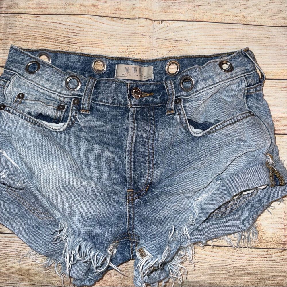Free People We The Free denim shorts with rivet waistband size 25